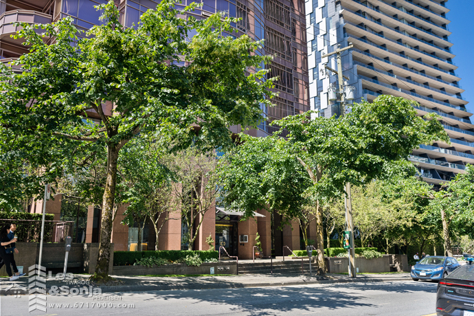 9b 1500 alberni st vancouver 02.jpg